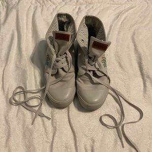 Bangs Grey Lace Up Sneakers